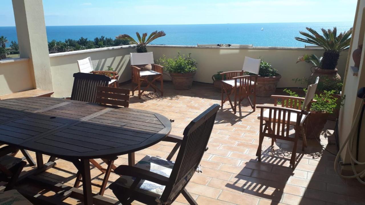 La Terrazza Di Nerone Apartman Anzio Kültér fotó